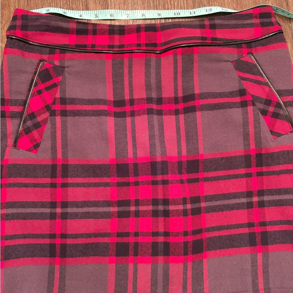 Tommy Hilfiger Red and Black Plaid Pencil Skirt